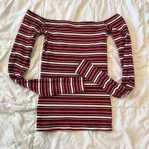 Off the shoulder tube long sleeve